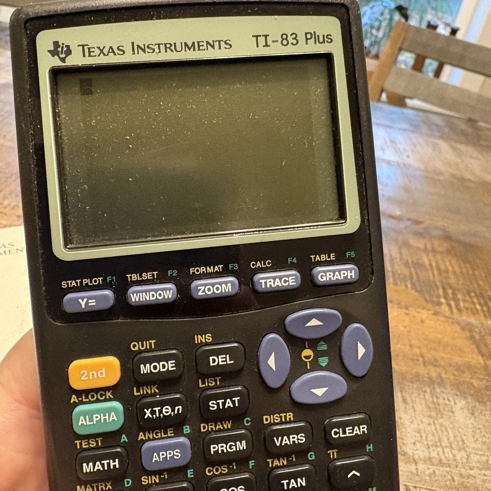 Texas Instruments TI-83 Plus Graphing Calculator w/ Cover & Manual Works Great!
